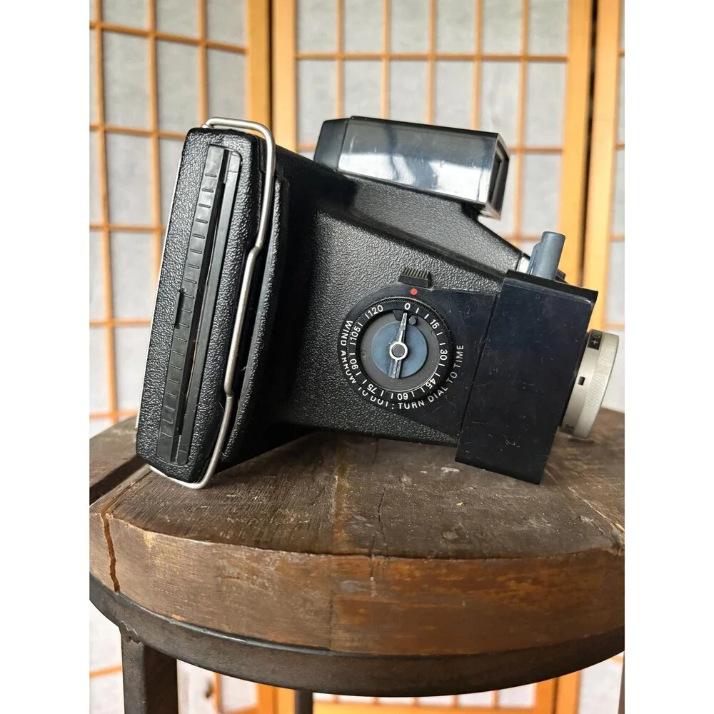 Vintage Polaroid Super Colorpack Land Camera w Flash Retro Instant Camera